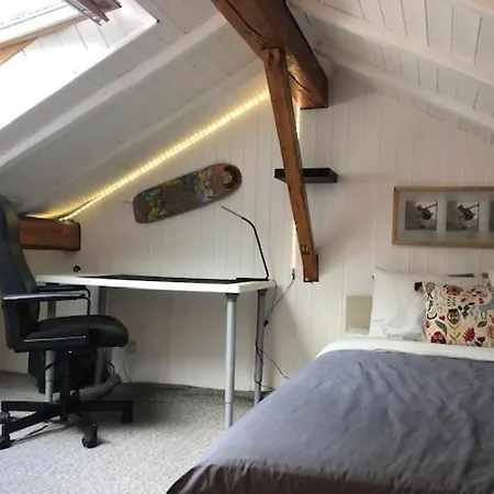 Apartment 2 Bedroom Planards